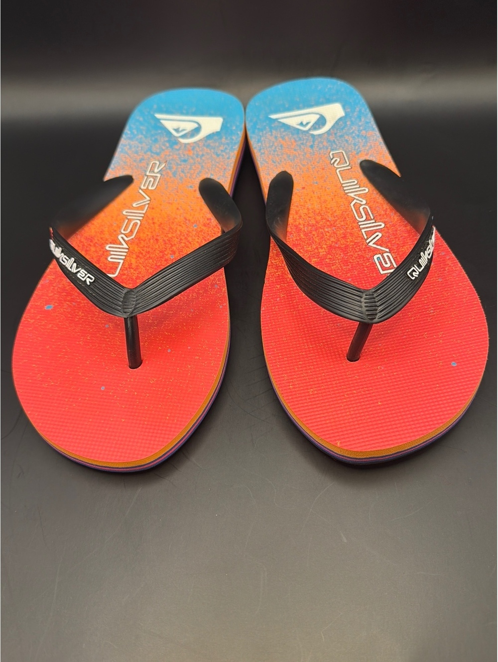 Quiksilver Molokai Art II Flip Flops Men’s Size 11 Red Blue Beach Sandals.